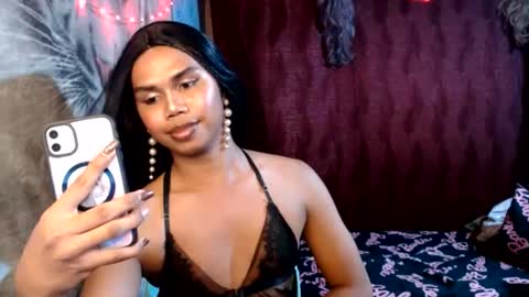 Snapshot of queenpinayebony_xx chatting on June 2026 12:57:02 PM queenpinayebony_xx online show from June 2026 12:57:02 PM