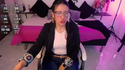 queenrose94 online show from February 2026 01:51:01 PM