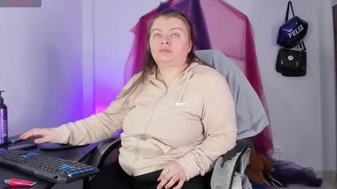 Samantha online show from November 2025 04:33:02 AM