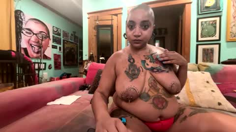 Queen Hilarity online show from March 2026 05:44:01 AM