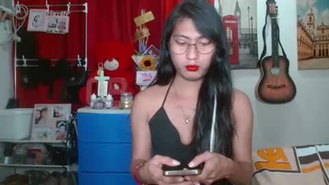 queensteffi online show from February 2026 12:25:01 AM