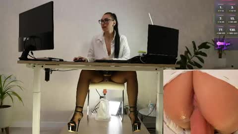 Viktoria online show from April 2026 10:05:02 AM