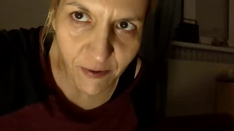 Snapshot of queerbi chatting on November 2025 01:00:02 AM bi is from billy online show from November 2025 01:00:02 AM