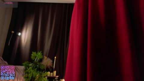 Teri  My favorite vibes 77 101 222 666 online show from December 2025 02:16:01 AM