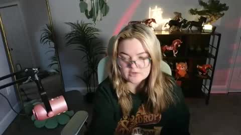 Bri online show from November 2025 02:55:02 AM