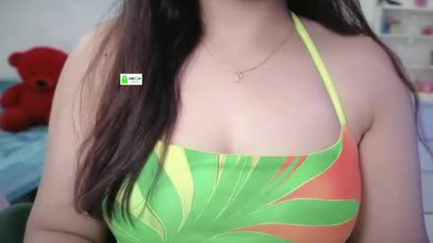 Snapshot of quest_queen chatting on July 2026 05:39:01 PM zaara online show from July 2026 05:39:01 PM