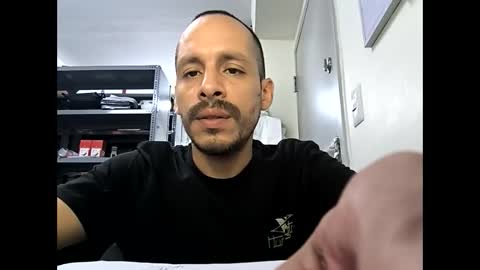 Snapshot of quik32 chatting on March 2025 02:18:01 PM quik32 online show from March 2025 02:18:01 PM