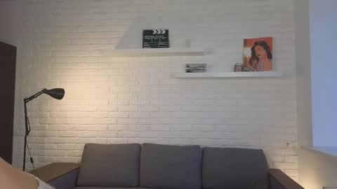 kiri online show from April 2026 03:11:01 PM