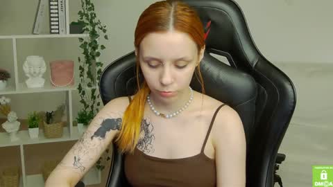 Snapshot of rachel__lips chatting on June 2026 08:45:01 PM rachel__lips online show from June 2026 08:45:01 PM