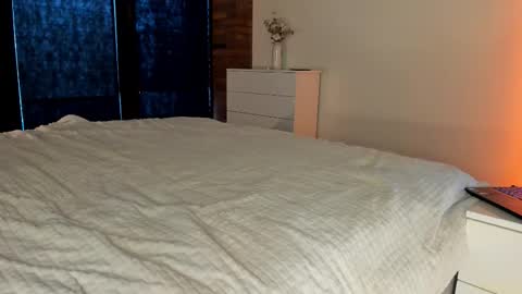 Sherryl online show from November 2025 08:30:02 AM