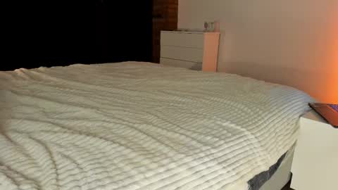 Sherryl online show from April 2026 06:38:01 PM