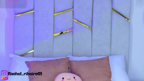 Rachel Ribeiro online show from April 2026 01:41:01 PM