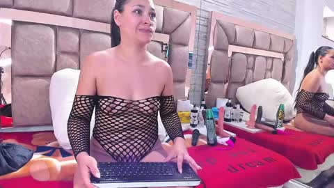  RACHEL online show from December 2024 06:34:01 PM