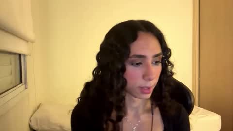 Nina online show from April 2026 11:18:02 PM