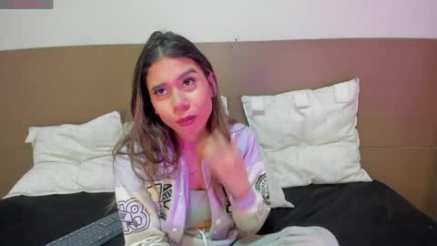 Rachell online show from April 2026 04:01:01 AM