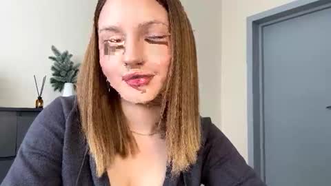 Snapshot of rachellemontag chatting on February 2026 08:35:01 AM Alex online show from February 2026 08:35:01 AM