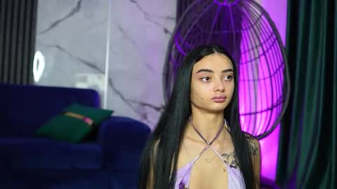 Ann online show from October 2025 04:20:01 AM