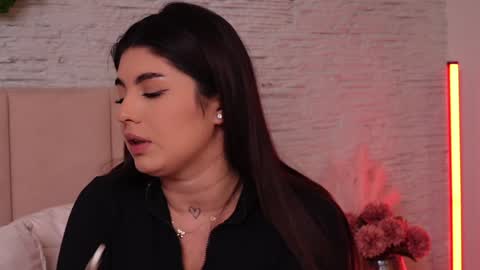 RachelSwaan online show from December 2024 11:04:02 AM