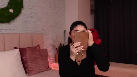 RachelSwaan online show from February 2025 05:54:02 AM