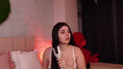 RachelSwaan online show from March 2025 04:47:02 AM