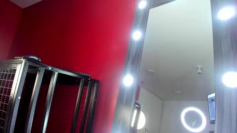 Snapshot of radiant_sapphire chatting on December 2024 02:16:02 PM radiant_sapphire online show from December 2024 02:16:02 PM