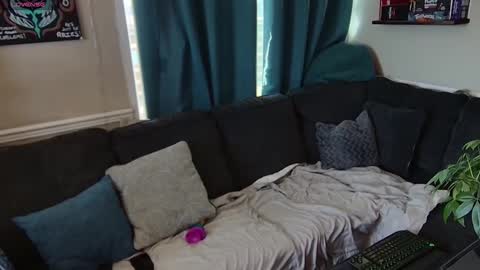 Lauren online show from November 2025 10:29:02 PM