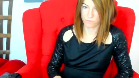 raemonnay online show from February 2025 01:31:02 PM