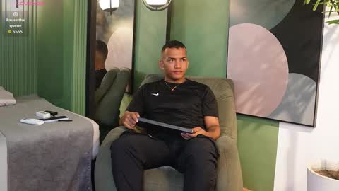 rafa_cruz online show from December 2025 12:44:02 PM