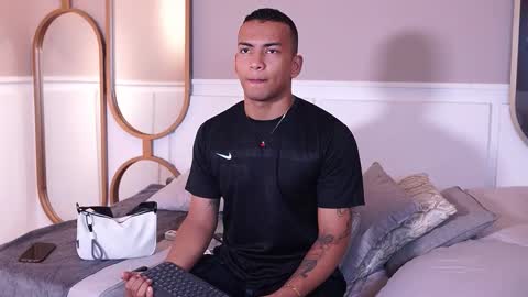 Snapshot of rafa_cruz chatting on February 2026 11:58:01 AM rafa_cruz online show from February 2026 11:58:01 AM