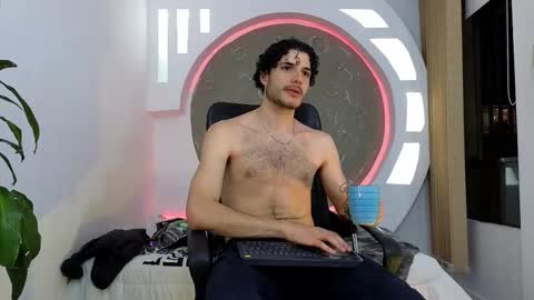 R A F A E L online show from November 2025 11:59:02 PM