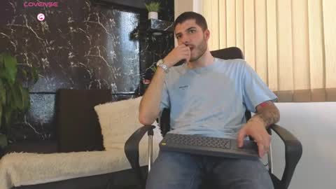 Snapshot of rafael_mendez chatting on July 2026 07:57:01 PM R A F A E L online show from July 2026 07:57:01 PM