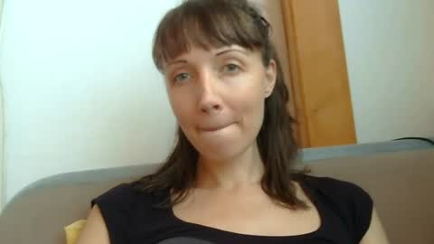 Rafaella online show from July 2026 01:13:01 PM