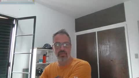 Snapshot of rafaelsel chatting on October 2025 01:42:02 PM Big Uncle Jungle online show from October 2025 01:42:02 PM