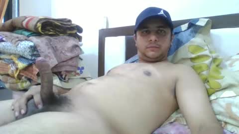 Snapshot of rahuldave007 chatting on January 2025 08:27:02 AM Dave online show from January 2025 08:27:02 AM