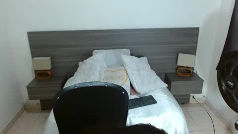 raichellcooper1 online show from February 2025 11:24:01 PM