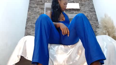 raichellcooper1 online show from September 2025 03:56:02 PM