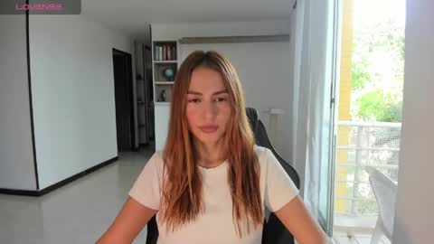 Snapshot of rainbow_jenny chatting on May 2026 08:50:02 PM Jennyindependent model . online show from May 2026 08:50:02 PM