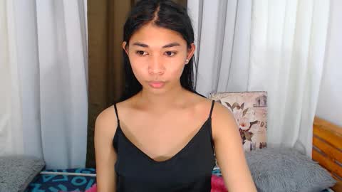 raindrizzle1706 online show from February 2026 04:15:02 PM