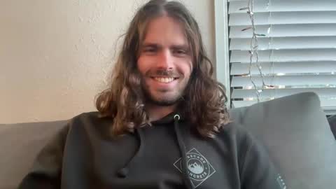 Alex online show from November 2025 07:58:01 PM