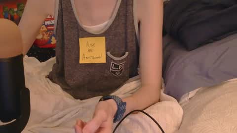 Snapshot of rainydayem chatting on July 2026 03:42:01 AM RainyDayEm online show from July 2026 03:42:01 AM