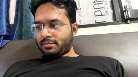 Snapshot of raj_maheesh chatting on January 2025 06:36:02 AM raj_maheesh online show from January 2025 06:36:02 AM