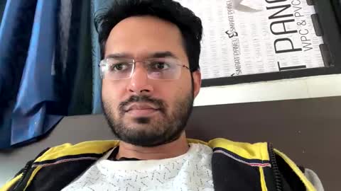 Snapshot of raj_maheesh chatting on January 2025 04:15:01 AM raj_maheesh online show from January 2025 04:15:01 AM