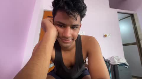 Snapshot of raju_smith chatting on October 2025 05:35:02 AM raju_smith online show from October 2025 05:35:02 AM