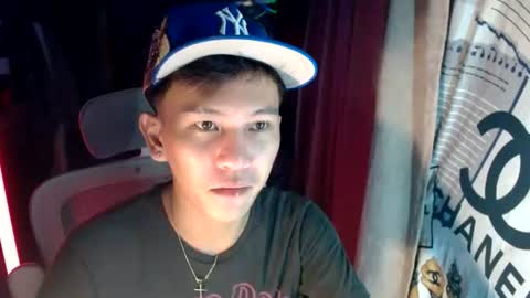 Snapshot of ralfhuge24 chatting on June 2026 10:24:02 AM ralfhuge24 online show from June 2026 10:24:02 AM