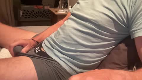 Snapshot of rand12373 chatting on March 2025 07:32:02 AM Rand online show from March 2025 07:32:02 AM