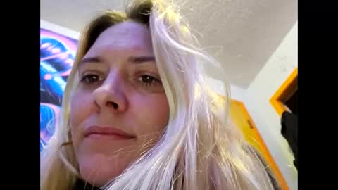 Snapshot of randcandy77 chatting on February 2025 04:23:02 PM Randcandy77 online show from February 2025 04:23:02 PM