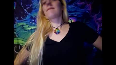 Snapshot of randcandy77 chatting on February 2025 04:31:01 AM Randcandy77 online show from February 2025 04:31:01 AM