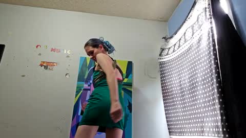 Snapshot of randcandy77 chatting on October 2025 09:55:01 PM Randcandy77 online show from October 2025 09:55:01 PM