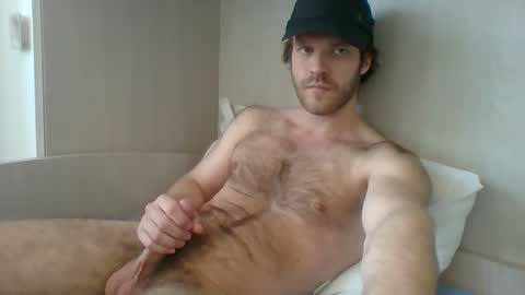 randomguy_42 online show from May 2026 10:01:02 AM