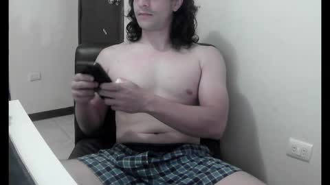 Snapshot of randomzombie chatting on April 2026 11:11:01 AM randomzombie online show from April 2026 11:11:01 AM